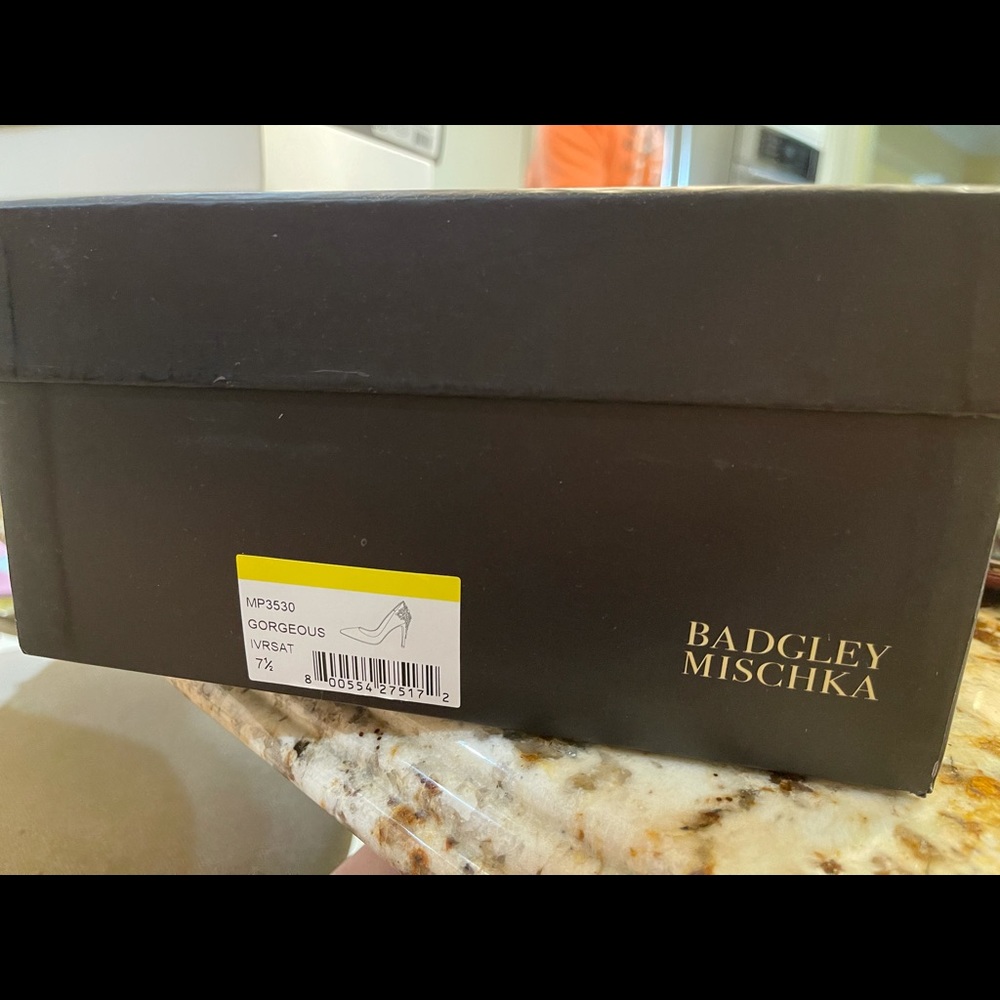 Badgley Mischka Shoes